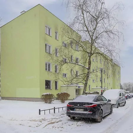 Family With Air Conditioning And Children's By Renters Apartmán *