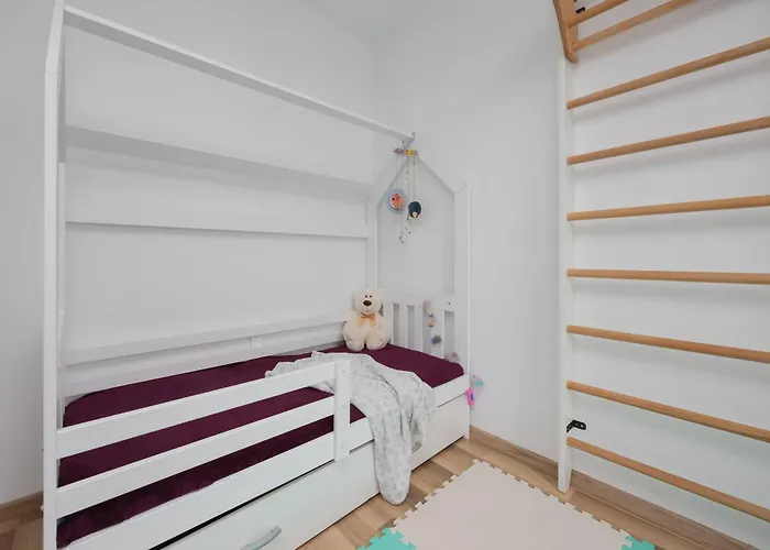 Family With Air Conditioning And Children's By Renters * ワルシャワ