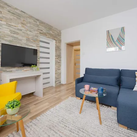 Family With Air Conditioning And Children's By Renters شقة *