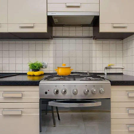 Apartamento Family With Air Conditioning And Children's By Renters Varsovia